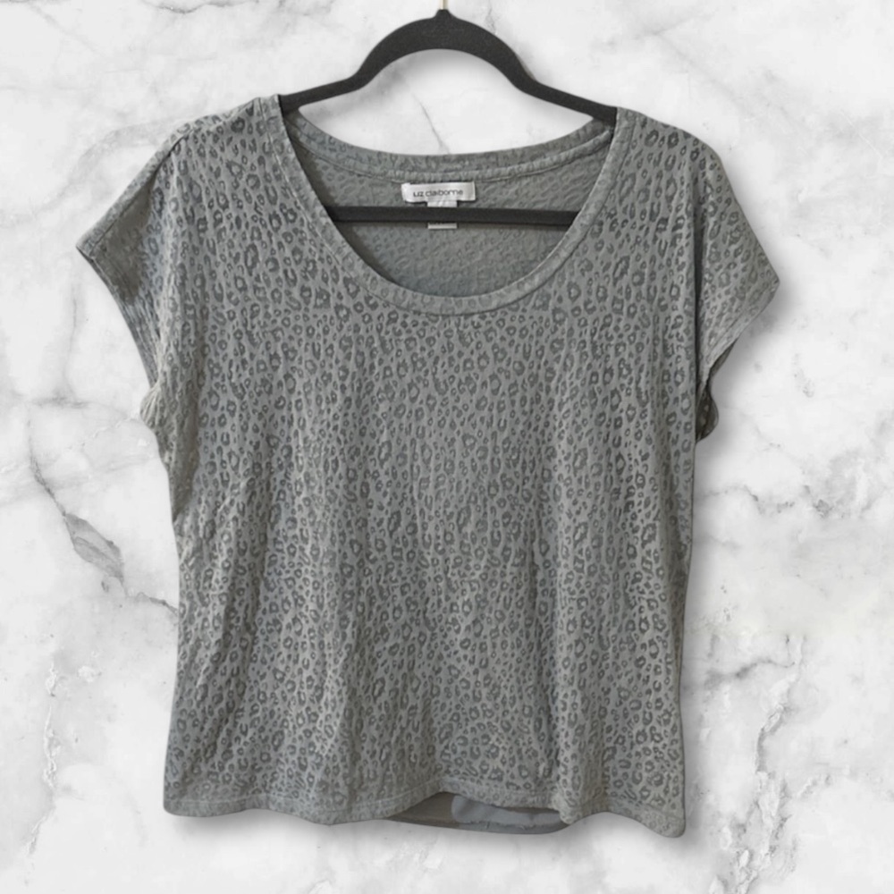 Liz Claiborne grey leopard print layered cap sleeve blouse size large